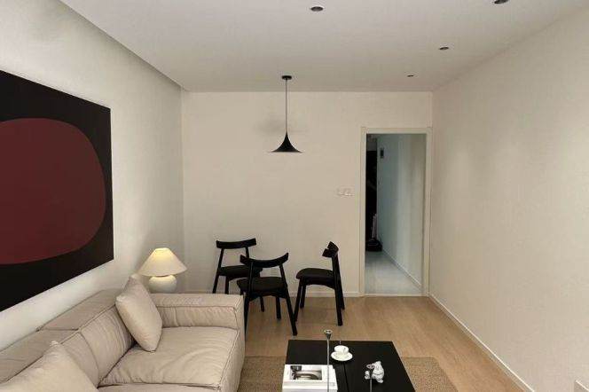 1BR Apartment near Longcao Rd Metro with Terrace (L3/L12)