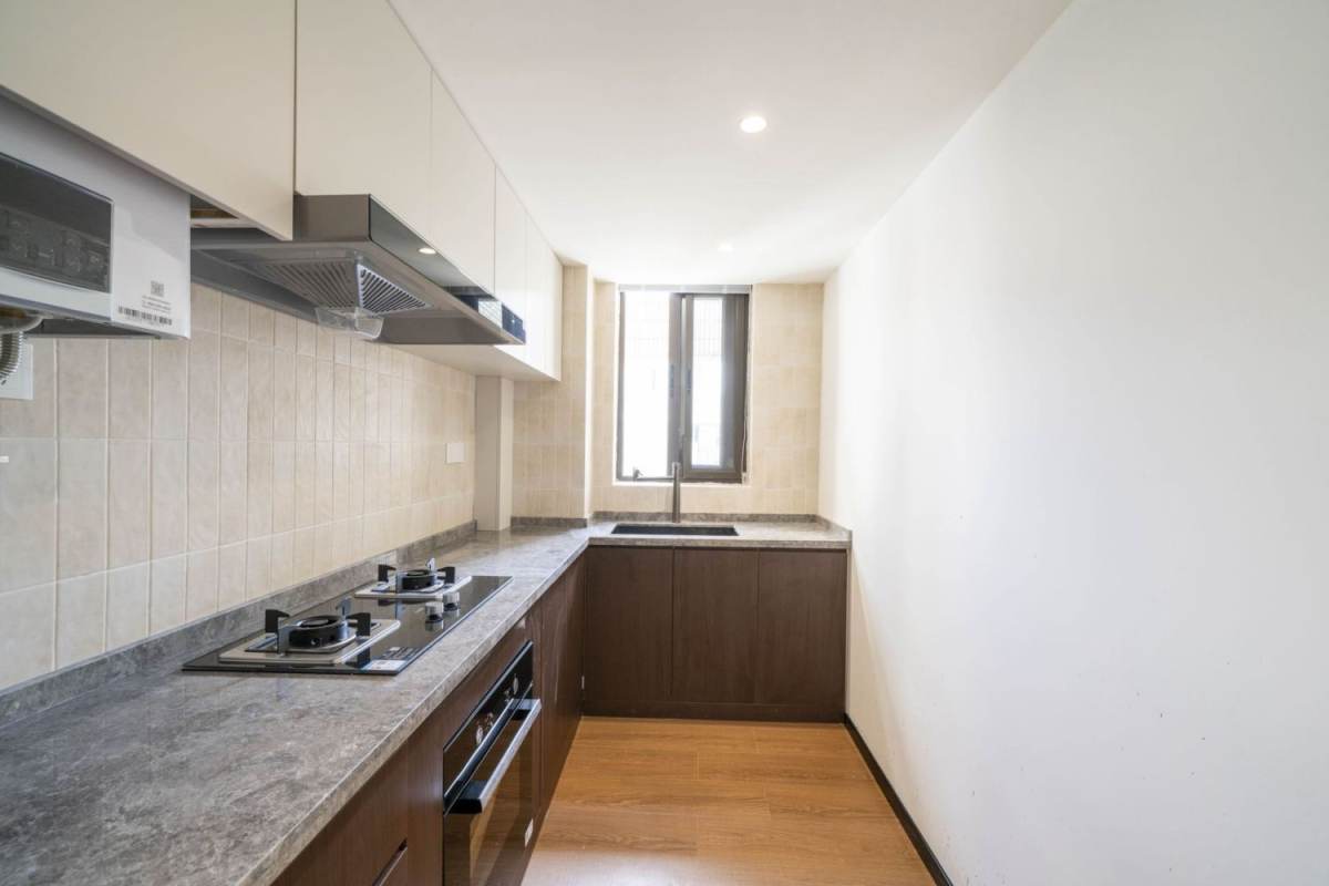 Housing image — Kitchen