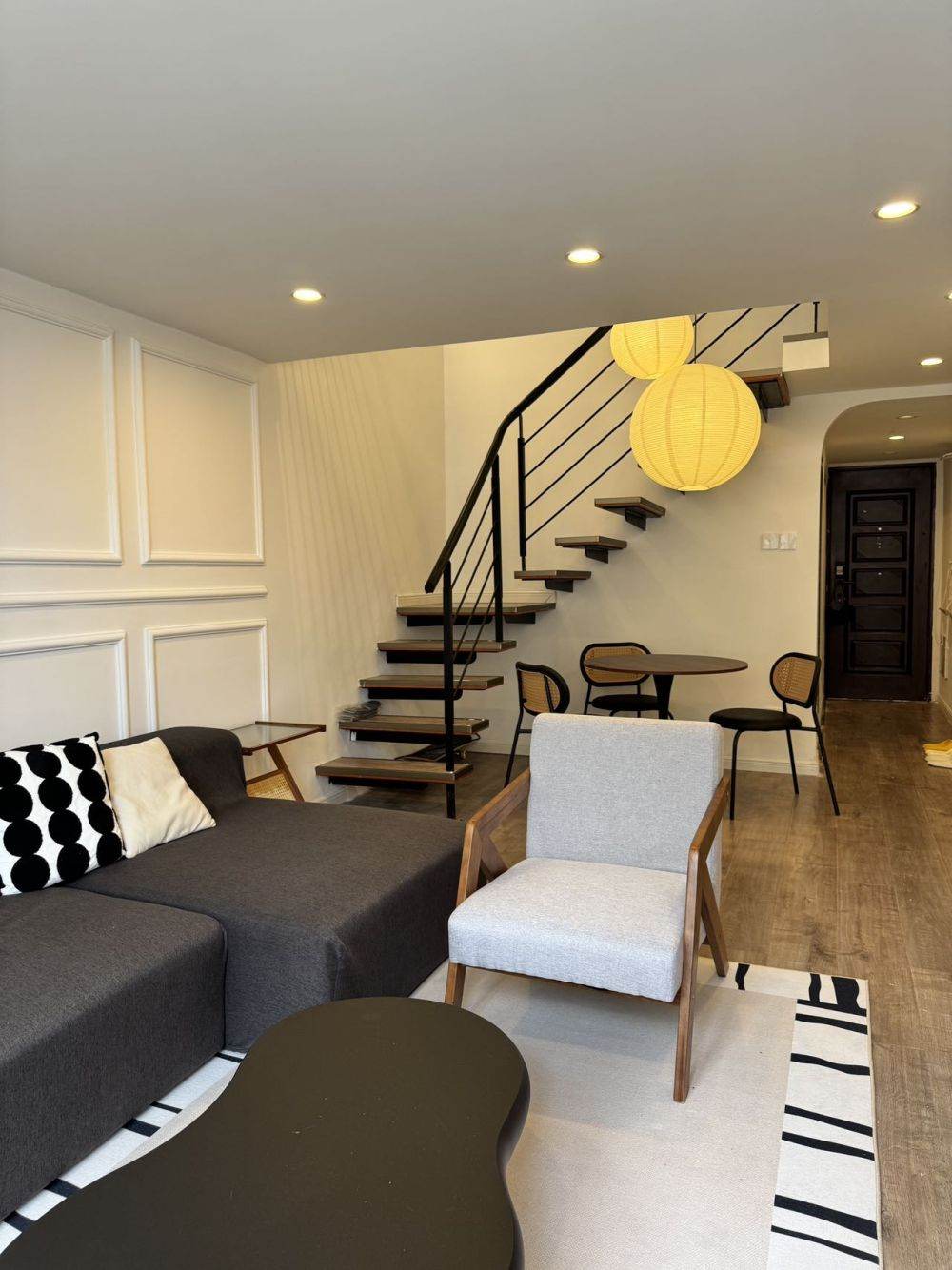 Housing image — Living Room