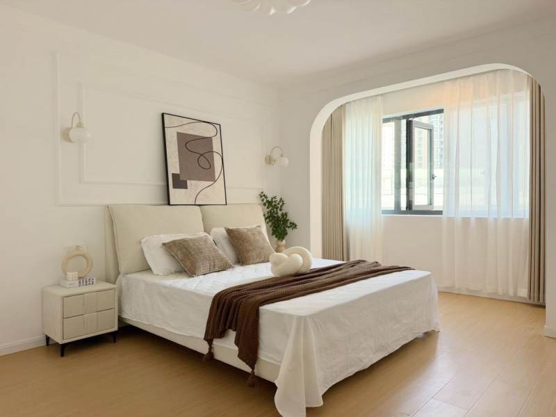 Housing image — Bedroom