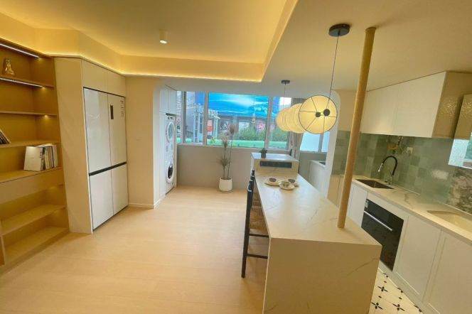 2BR Apartment near Shanghai Indoor Stadium Metro (L1/L4)