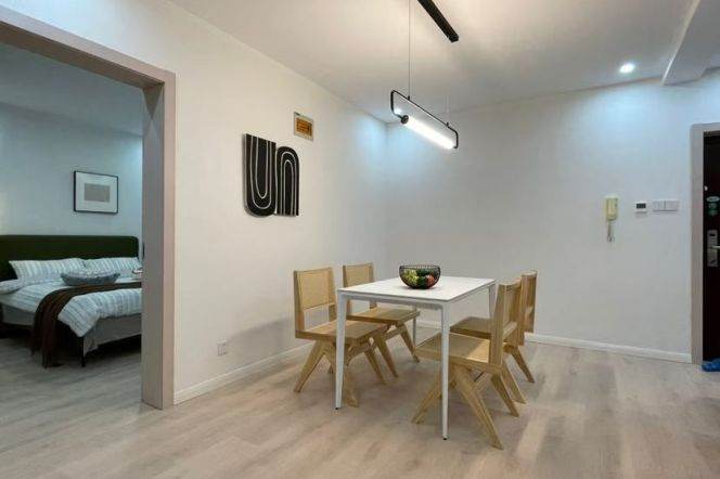 2BR Apartment near Shanghai Children's Medical Center Metro (L6)