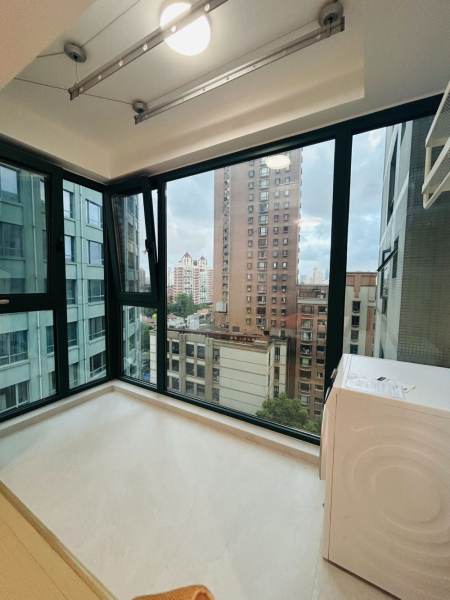 Housing image — Balcony