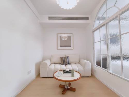 Housing image — Living Room
