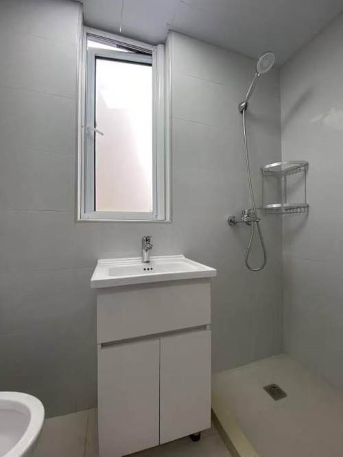 Housing image — Bathroom