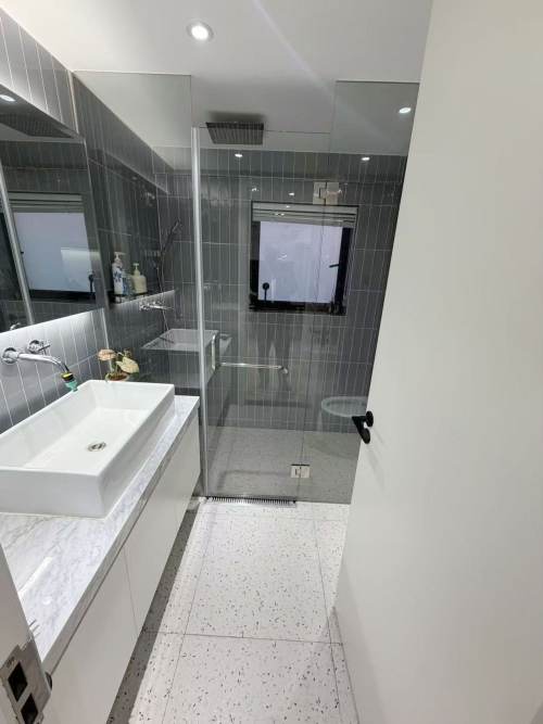 Housing image — Bathroom