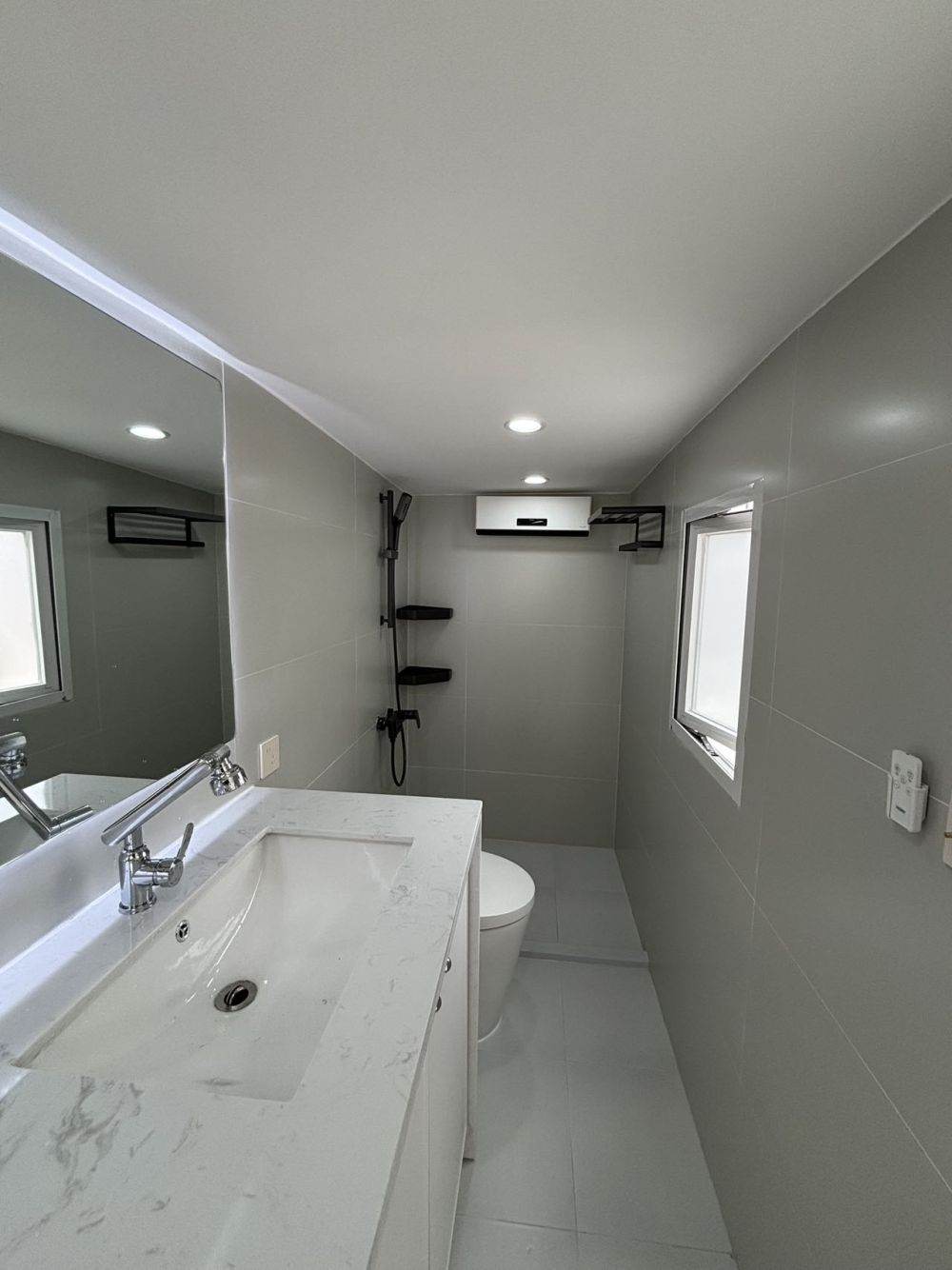 Housing image — Bathroom