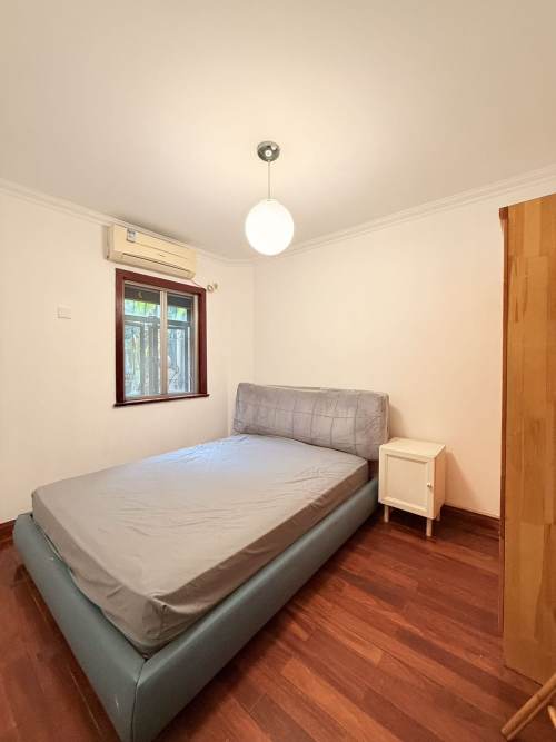 Housing image — Bedroom