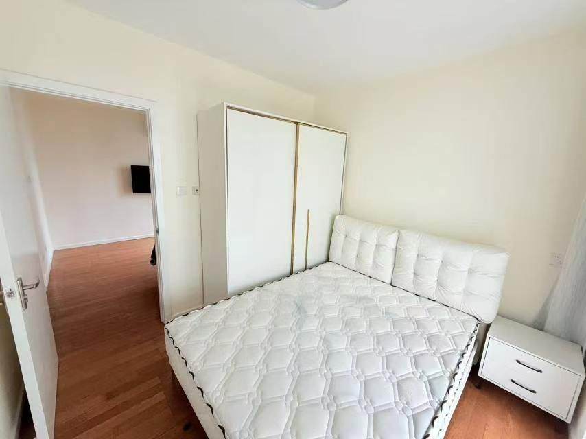 Housing image — Bedroom