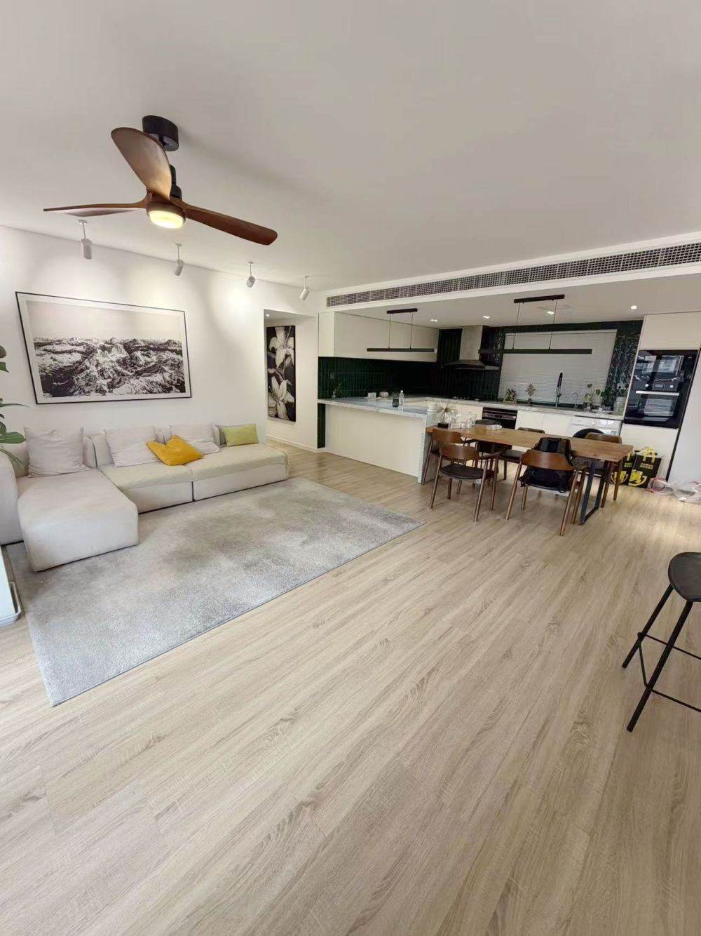 Housing image — Living Room