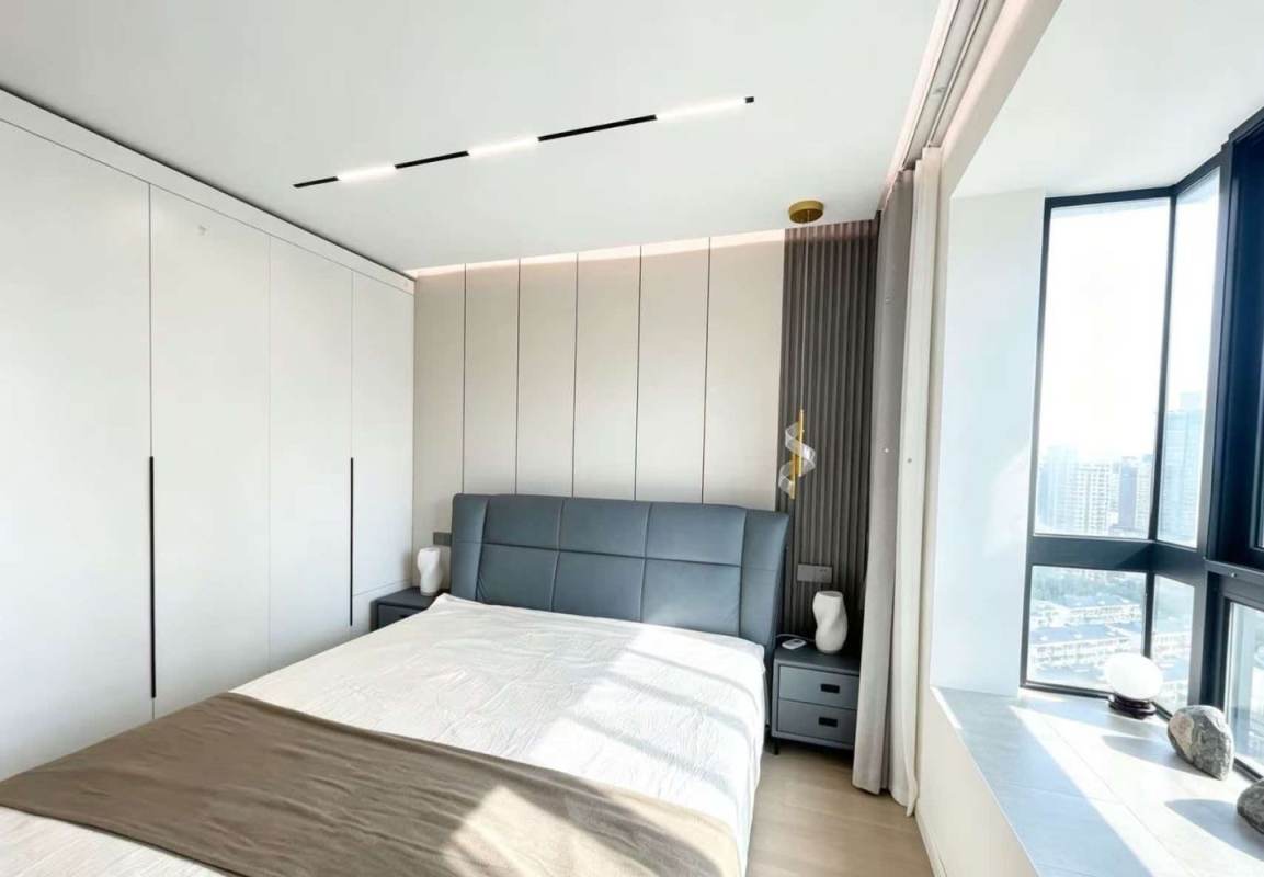 Housing image — Bedroom