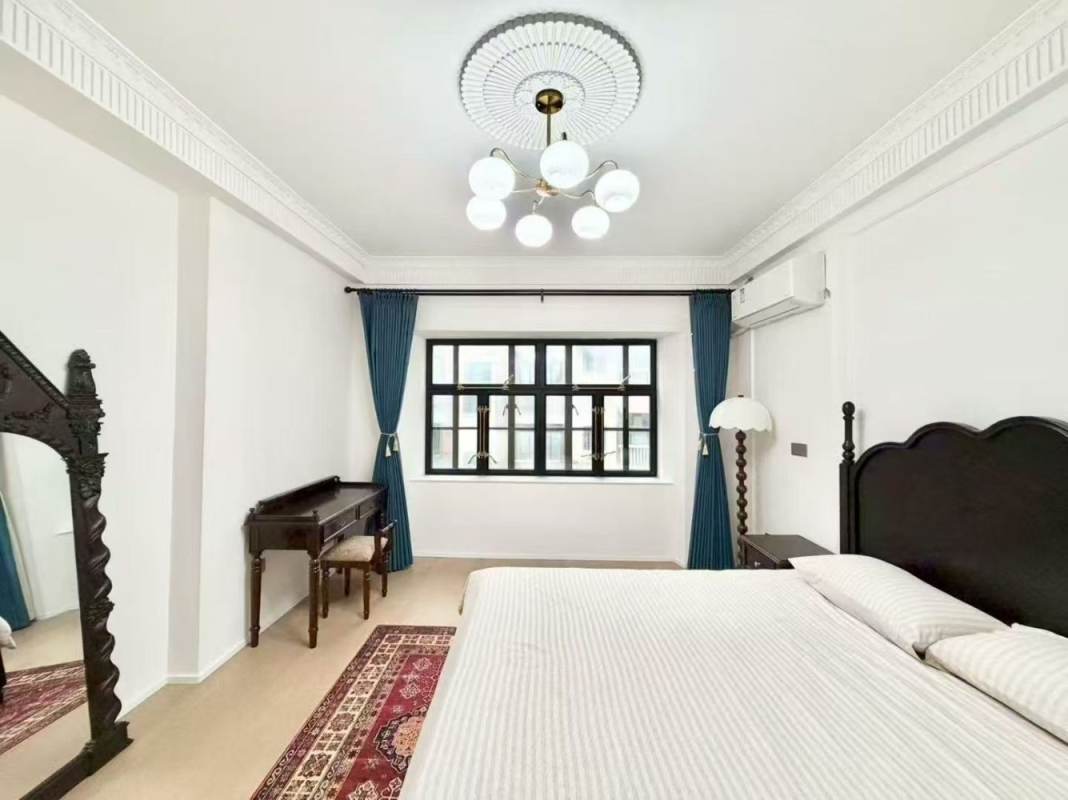 Housing image — Bedroom