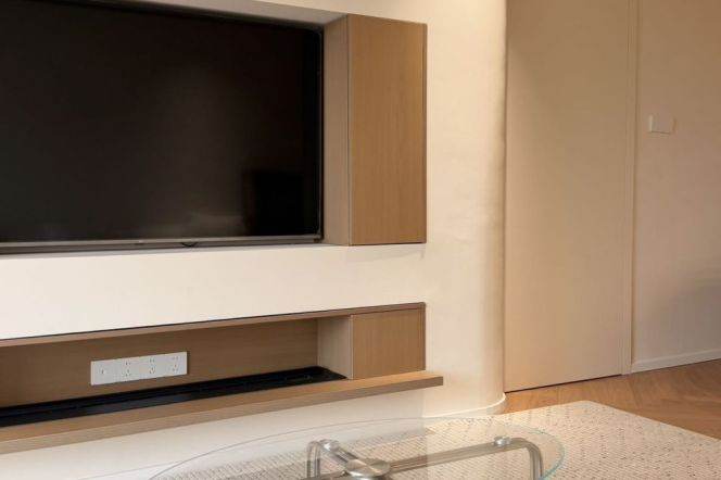 High-Floor 2BR Apartment near Xintiandi (L9/L10/L13)