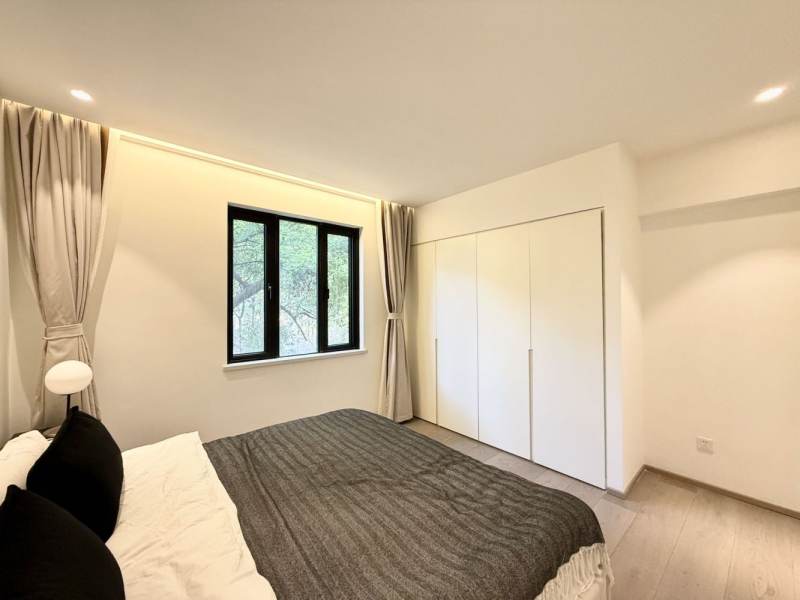 Housing image — Bedroom