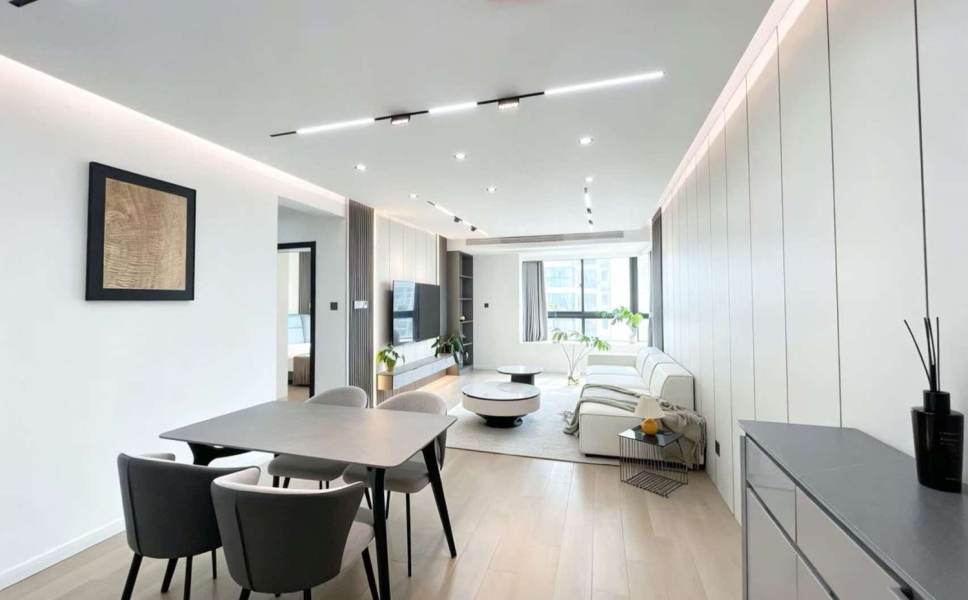 Housing image — Dining Area