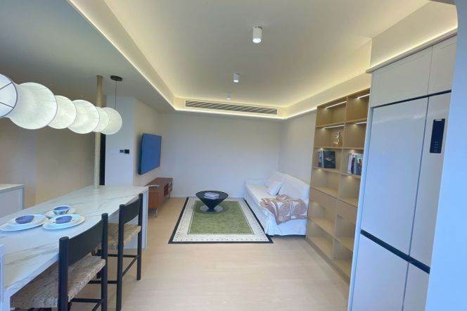 2BR Apartment near Shanghai Indoor Stadium Metro (L1/L4)