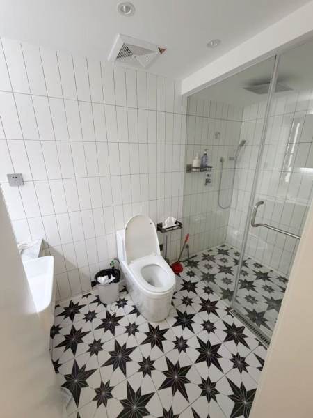 Housing image — Bathroom