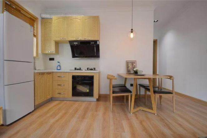 Spacious 1BR Lane House in Old Xuhui with Terrace (L9/L12)