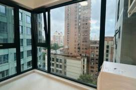 3BR Apartment near Jing'an Temple with Floor-to-Ceiling Windows