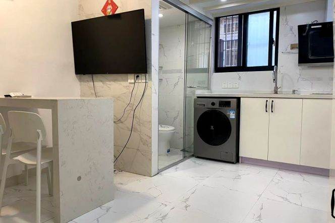 1BR Lane House near IAPM (L1/L10/L12)