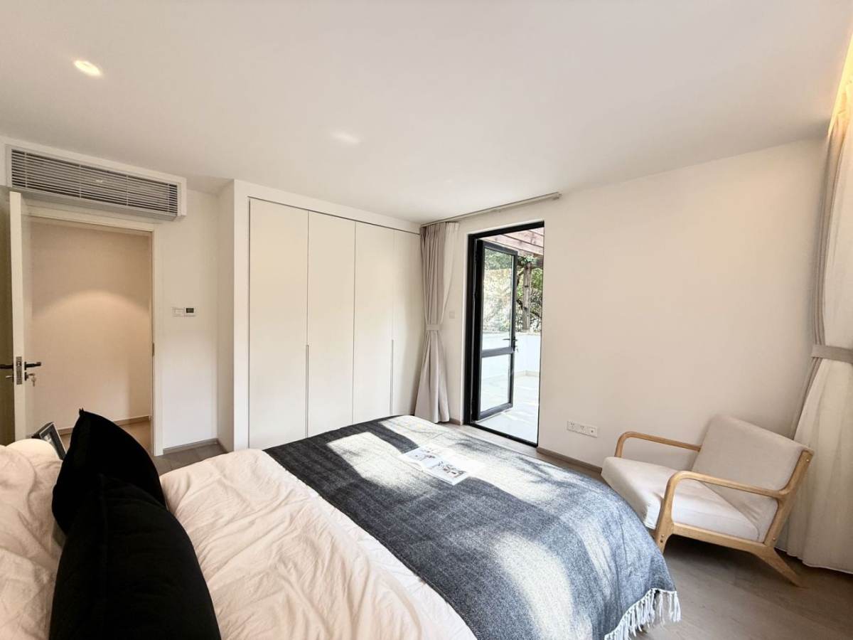 Housing image — Bedroom