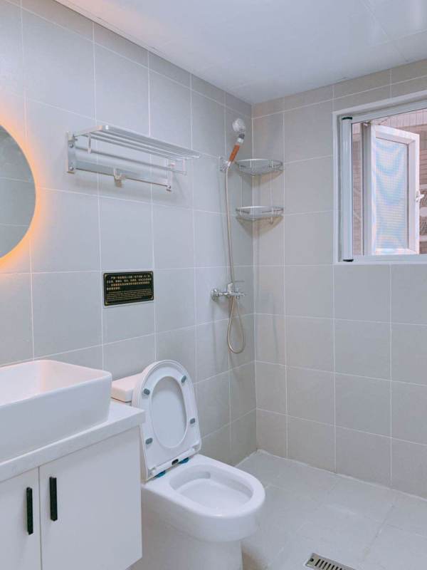 Housing image — Bathroom