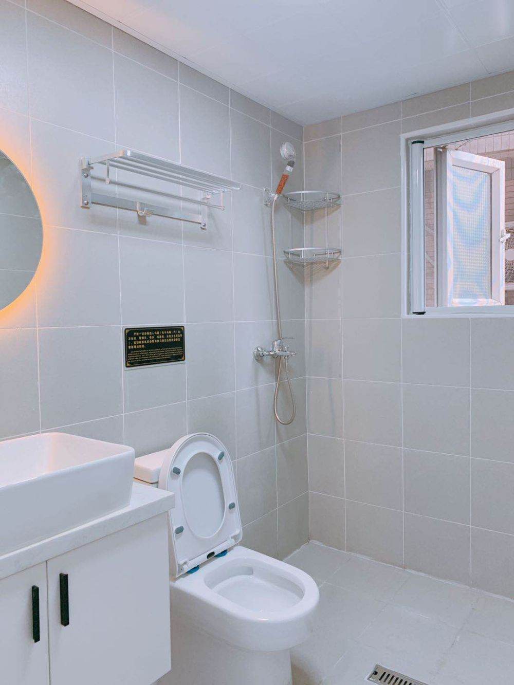 Housing image — Bathroom