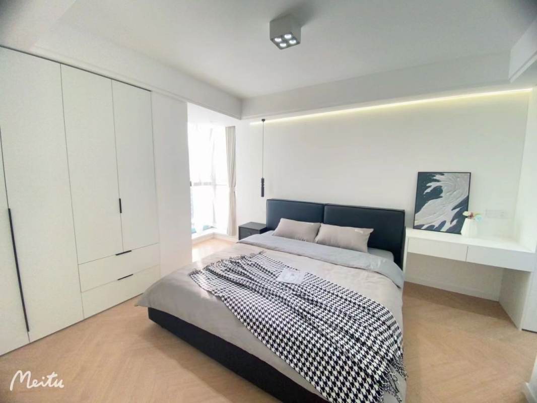 Housing image — Bedroom