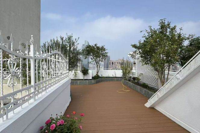 High-Floor 3BR Apartment in Xujiahui