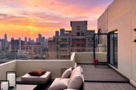 High-Floor Spacious 5BR Apartment near Jiangning Rd Metro (L13)