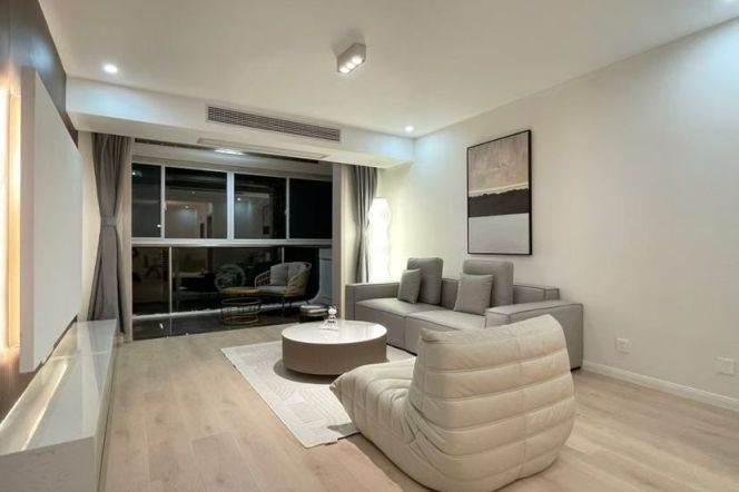 2BR Apartment near Shanghai Children's Medical Center Metro (L6)