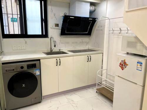 Housing image — Kitchen