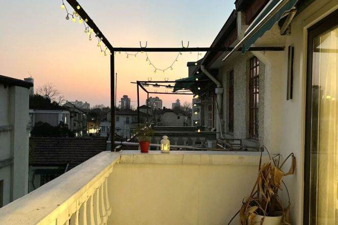 2BR Lane House in Old Xuhui with Terrace