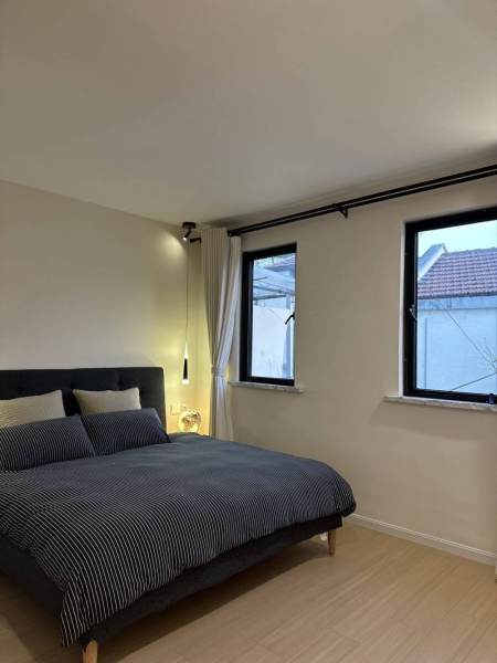 Housing image — Bedroom