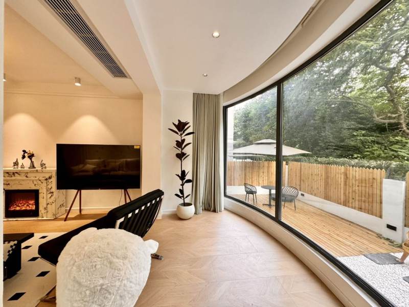 Housing image — Living Room