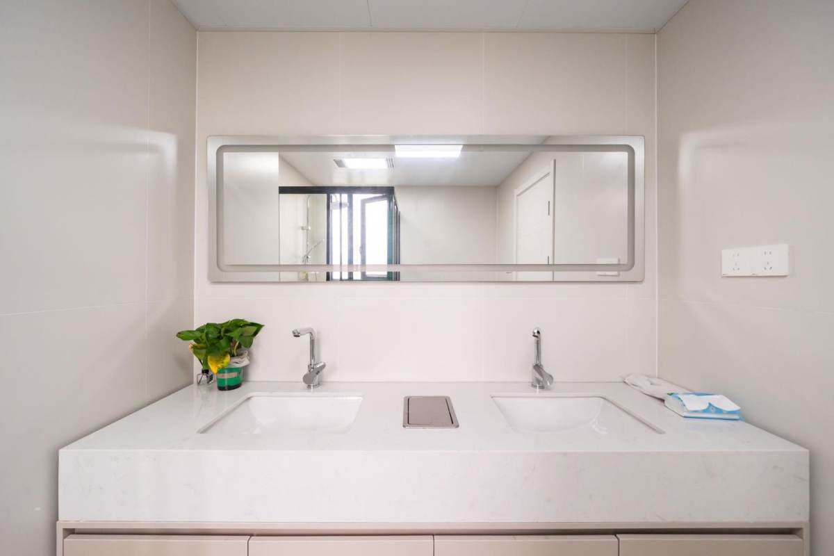 Housing image — Bathroom