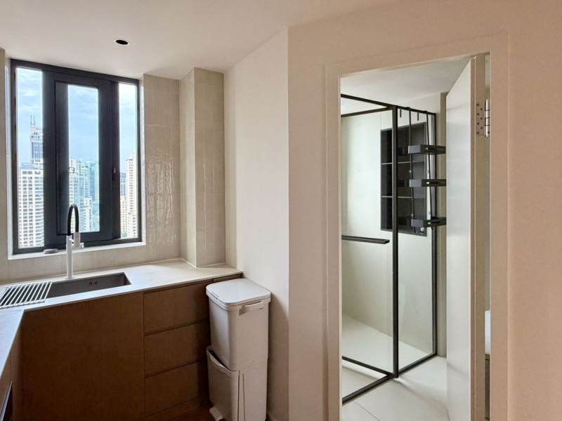 Housing image — Bathroom