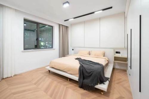 Housing image — Bedroom