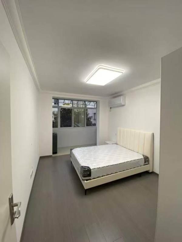Housing image — Bedroom