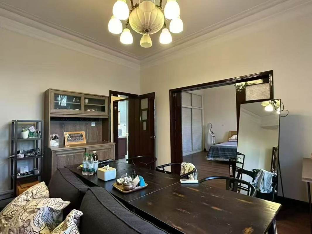 Housing image — Living Room