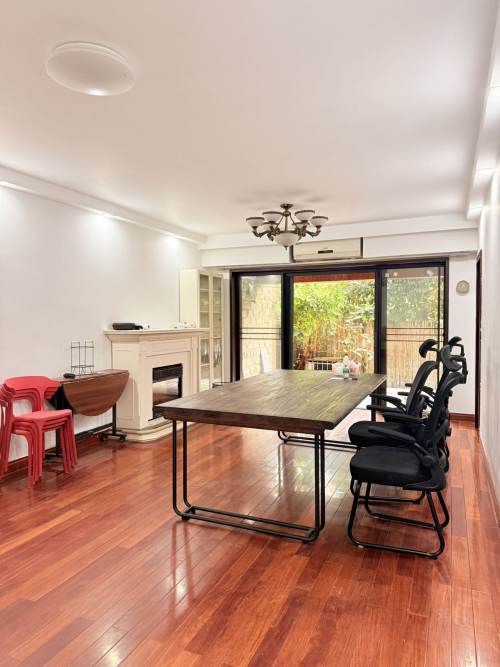 Housing image — Living Room
