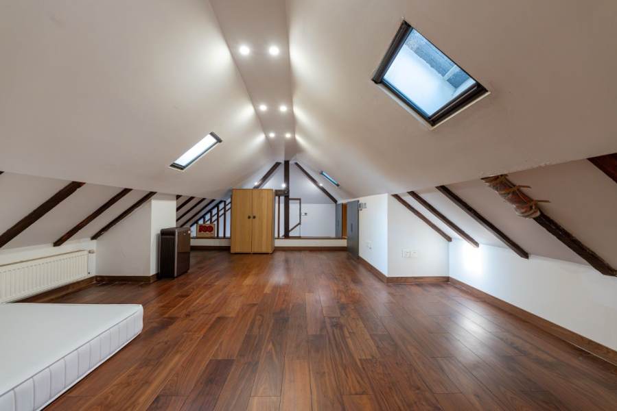 Housing image — Bedroom