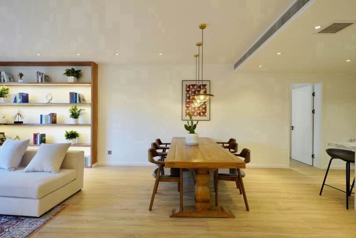 Housing image — Dining Area