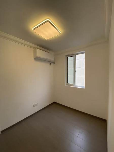 Housing image — Living Room