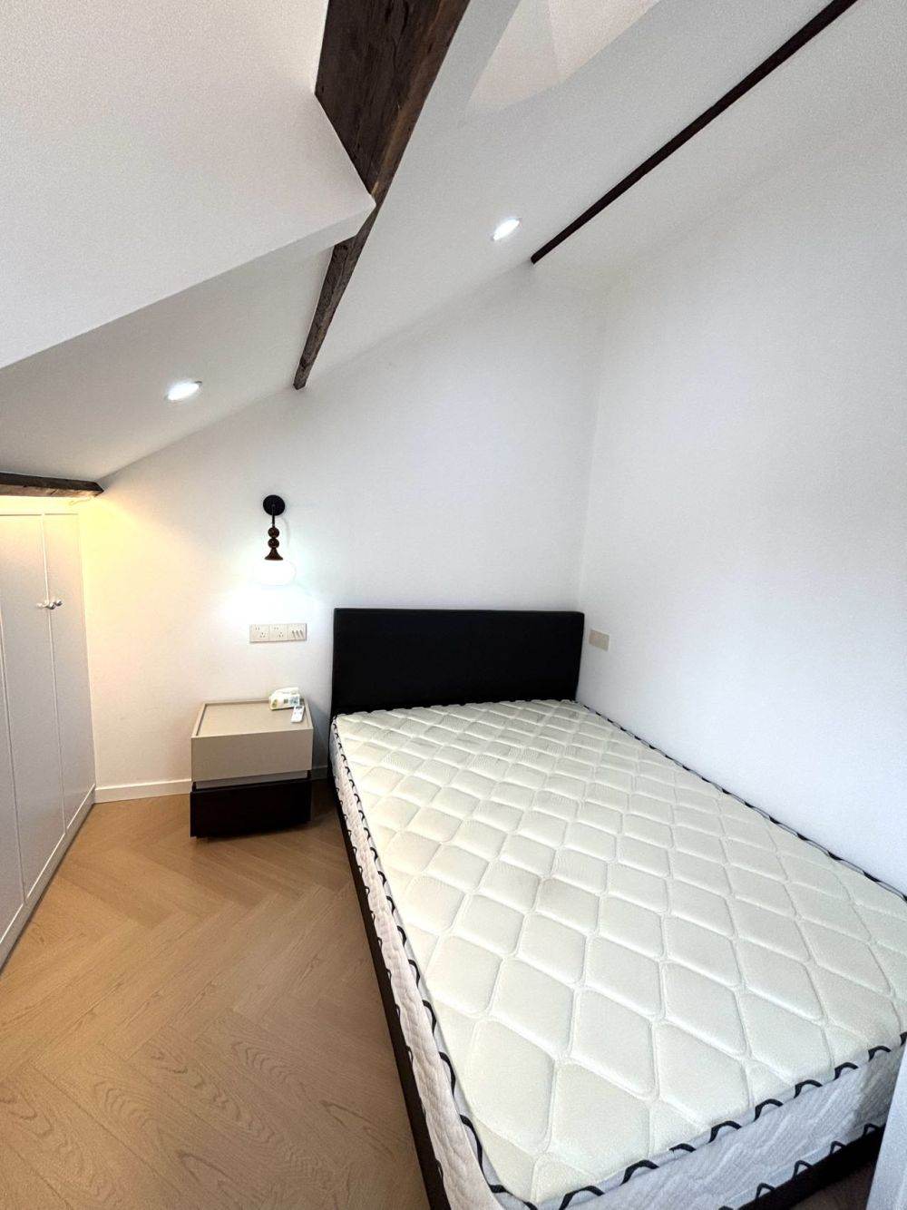 Housing image — Bedroom