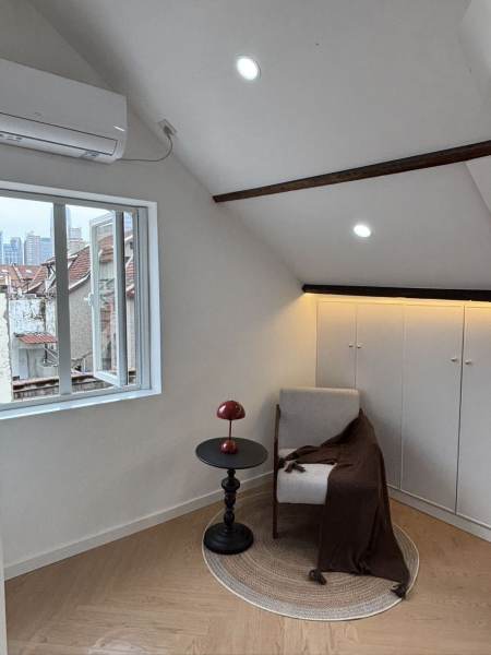 Housing image — Bedroom