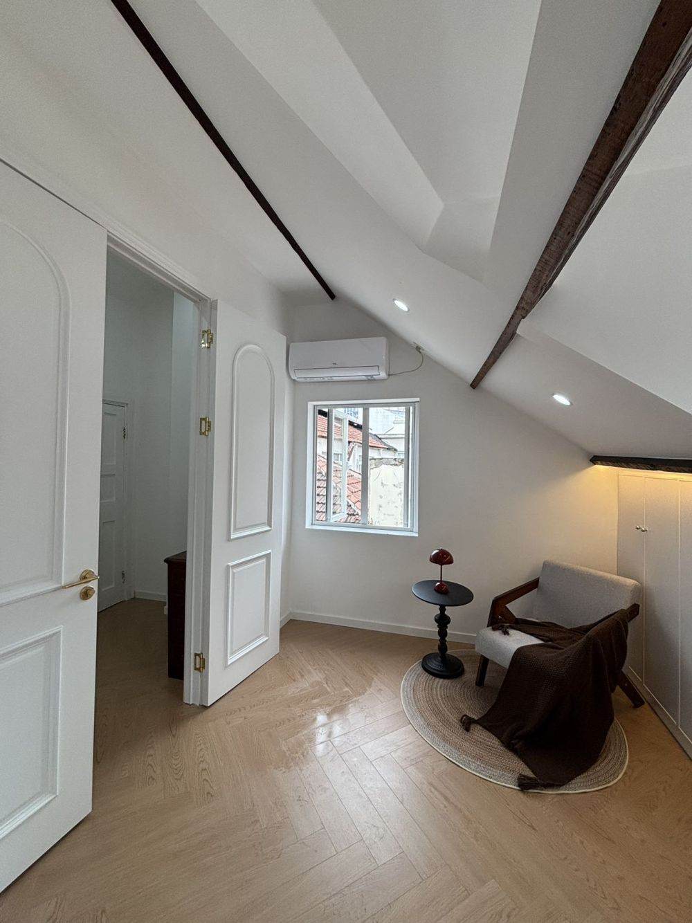 Housing image — Bedroom