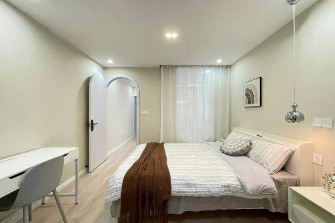 1BR Apartment near Beiyangjing Rd Metro (L6)