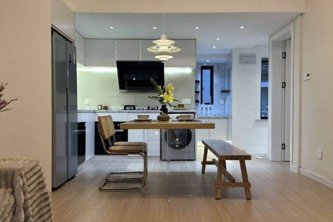 2BR Lane House in Old Xuhui with Terrace