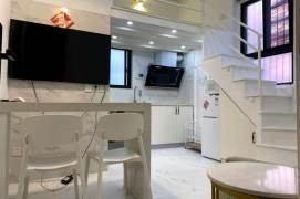1BR Lane House near IAPM (L1/L10/L12)